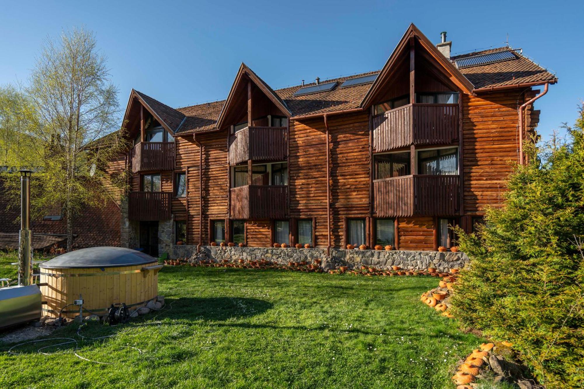 Fortuna Eco - Boutique Hotel Бэиле-Тушнад Экстерьер фото